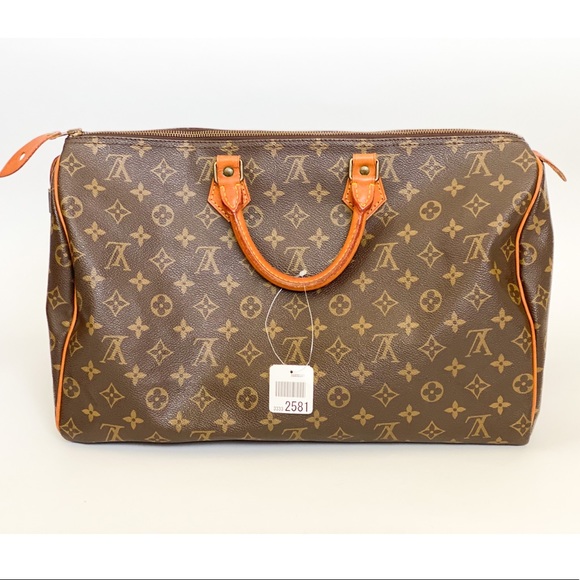 Louis Vuitton Handbags - 🤎 Timeless Classic🤎 Large LV Speedy 40